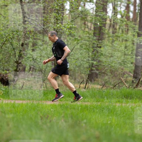 04.05.2025 - 8. Wedeler Halbmarathon Michael Strokosch http://msf.ph/oto/7815994 04.05.2025 10:37:11 Laufen  meine-sportfotos.de