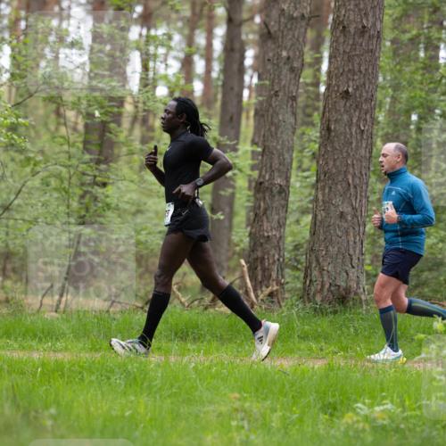 04.05.2025 - 8. Wedeler Halbmarathon Michael Strokosch http://msf.ph/oto/7815997 04.05.2025 10:37:13 Laufen 02 meine-sportfotos.de