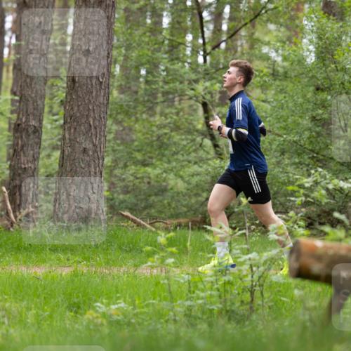 04.05.2025 - 8. Wedeler Halbmarathon Michael Strokosch http://msf.ph/oto/7816005 04.05.2025 10:37:22 Laufen  meine-sportfotos.de