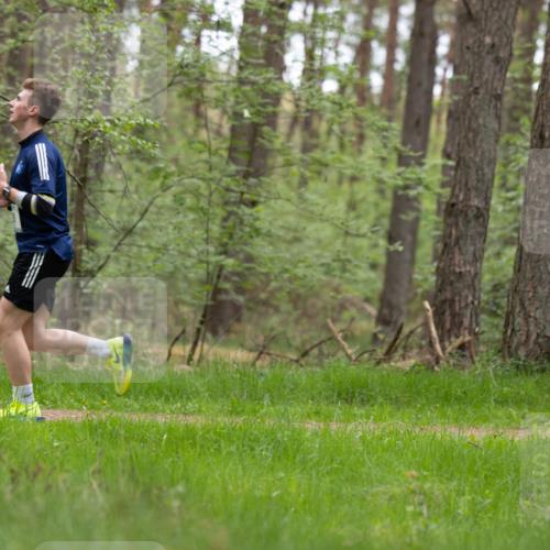 04.05.2025 - 8. Wedeler Halbmarathon Michael Strokosch http://msf.ph/oto/7816011 04.05.2025 10:37:23 Laufen  meine-sportfotos.de