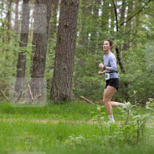04.05.2025 - 8. Wedeler Halbmarathon Michael Strokosch http://msf.ph/oto/7816015 04.05.2025 10:37:29 Laufen 55 meine-sportfotos.de