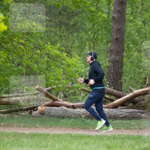 04.05.2025 - 8. Wedeler Halbmarathon Michael Strokosch http://msf.ph/oto/7816070 04.05.2025 10:41:03 Laufen  meine-sportfotos.de