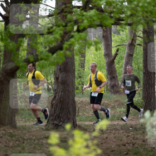 04.05.2025 - 8. Wedeler Halbmarathon Michael Strokosch http://msf.ph/oto/7816092 04.05.2025 10:41:23 Laufen 599 meine-sportfotos.de