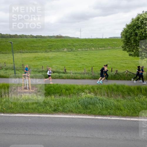 04.05.2025 - 8. Wedeler Halbmarathon Michael Strokosch http://msf.ph/oto/7816100 04.05.2025 10:42:24 Laufen  meine-sportfotos.de