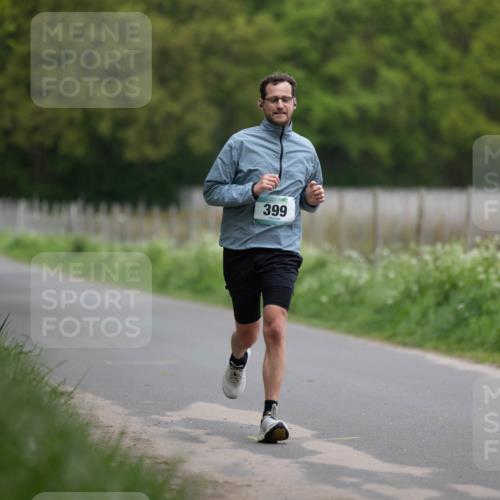 04.05.2025 - 8. Wedeler Halbmarathon Michael Strokosch http://msf.ph/oto/7816131 04.05.2025 10:46:53 Laufen 399 meine-sportfotos.de