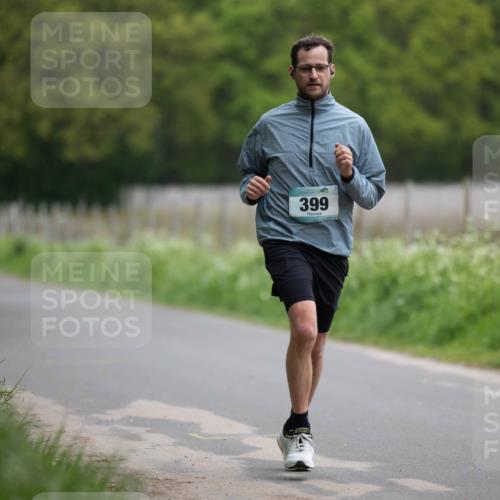 04.05.2025 - 8. Wedeler Halbmarathon Michael Strokosch http://msf.ph/oto/7816135 04.05.2025 10:46:54 Laufen 399 meine-sportfotos.de