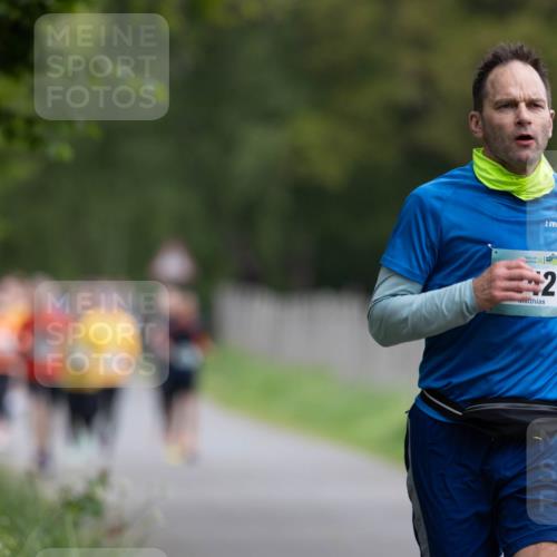 04.05.2025 - 8. Wedeler Halbmarathon Michael Strokosch http://msf.ph/oto/7816154 04.05.2025 10:48:25 Laufen 2 meine-sportfotos.de