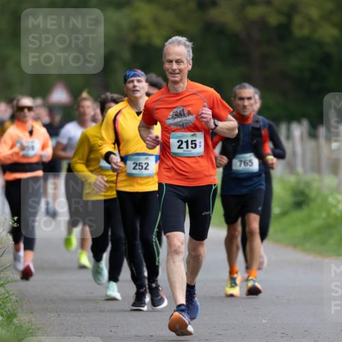 04.05.2025 - 8. Wedeler Halbmarathon Michael Strokosch http://msf.ph/oto/7816209 04.05.2025 10:48:44 Laufen 252, 215, 765 meine-sportfotos.de