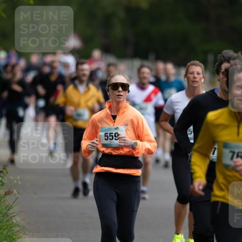 04.05.2025 - 8. Wedeler Halbmarathon Michael Strokosch http://msf.ph/oto/7816240 04.05.2025 10:48:53 Laufen 559, 7, 766 meine-sportfotos.de