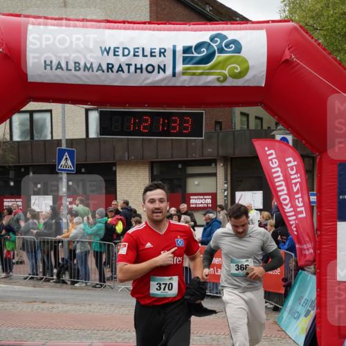 04.05.2025 - 8. Wedeler Halbmarathon Felixshl http://msf.ph/oto/7816259 04.05.2025 11:21:31 Ziel 368, 370, 1157 meine-sportfotos.de