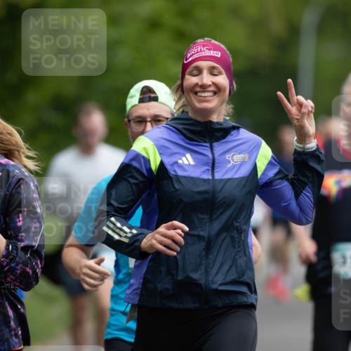 04.05.2025 - 8. Wedeler Halbmarathon Michael Strokosch http://msf.ph/oto/7816319 04.05.2025 10:49:36 Laufen 590, 5, 310 meine-sportfotos.de