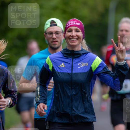 04.05.2025 - 8. Wedeler Halbmarathon Michael Strokosch http://msf.ph/oto/7816322 04.05.2025 10:49:36 Laufen 1, 590, 5 meine-sportfotos.de