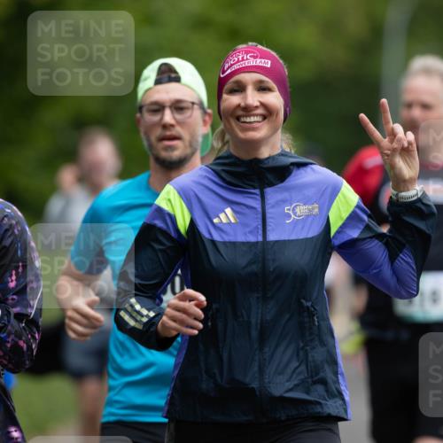 04.05.2025 - 8. Wedeler Halbmarathon Michael Strokosch http://msf.ph/oto/7816329 04.05.2025 10:49:37 Laufen 590, 5 meine-sportfotos.de