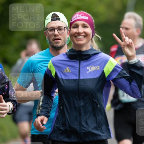 04.05.2025 - 8. Wedeler Halbmarathon Michael Strokosch http://msf.ph/oto/7816332 04.05.2025 10:49:37 Laufen 90, 50 meine-sportfotos.de