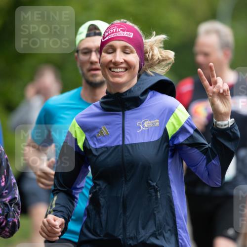 04.05.2025 - 8. Wedeler Halbmarathon Michael Strokosch http://msf.ph/oto/7816336 04.05.2025 10:49:37 Laufen 00, 50 meine-sportfotos.de