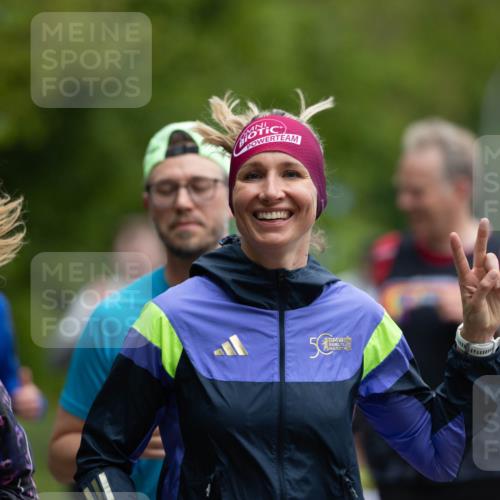 04.05.2025 - 8. Wedeler Halbmarathon Michael Strokosch http://msf.ph/oto/7816341 04.05.2025 10:49:37 Laufen 50 meine-sportfotos.de