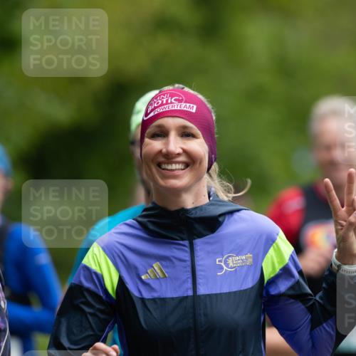 04.05.2025 - 8. Wedeler Halbmarathon Michael Strokosch http://msf.ph/oto/7816349 04.05.2025 10:49:38 Laufen 5 meine-sportfotos.de