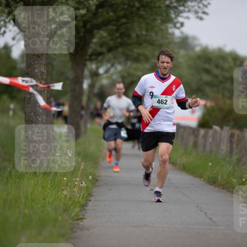 04.05.2025 - 8. Wedeler Halbmarathon Michael Strokosch http://msf.ph/oto/7816407 04.05.2025 11:00:22 Laufen 286, 9, 462 meine-sportfotos.de