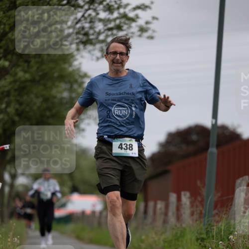 04.05.2025 - 8. Wedeler Halbmarathon Michael Strokosch http://msf.ph/oto/7816448 04.05.2025 11:01:09 Laufen 438, 79 meine-sportfotos.de