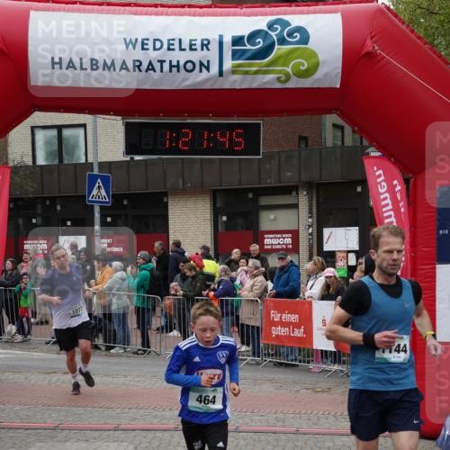 04.05.2025 - 8. Wedeler Halbmarathon Felixshl http://msf.ph/oto/7816460 04.05.2025 11:21:43 Ziel 332, 464, 1077, 1088, 1144 meine-sportfotos.de