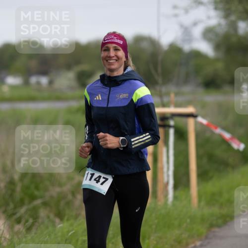 04.05.2025 - 8. Wedeler Halbmarathon Michael Strokosch http://msf.ph/oto/7816495 04.05.2025 11:01:50 Laufen 1147 meine-sportfotos.de