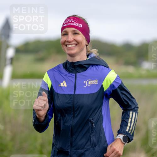 04.05.2025 - 8. Wedeler Halbmarathon Michael Strokosch http://msf.ph/oto/7816500 04.05.2025 11:01:51 Laufen 5 meine-sportfotos.de