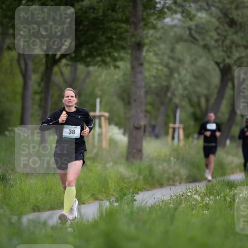 04.05.2025 - 8. Wedeler Halbmarathon Michael Strokosch http://msf.ph/oto/7816528 04.05.2025 11:13:18 Laufen 38 meine-sportfotos.de