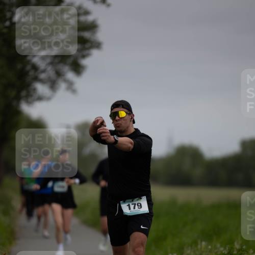 04.05.2025 - 8. Wedeler Halbmarathon Michael Strokosch http://msf.ph/oto/7816539 04.05.2025 11:13:40 Laufen 179 meine-sportfotos.de