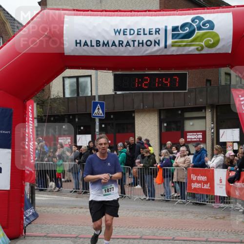 04.05.2025 - 8. Wedeler Halbmarathon Felixshl http://msf.ph/oto/7816540 04.05.2025 11:21:45 Ziel 464, 1077, 1144 meine-sportfotos.de