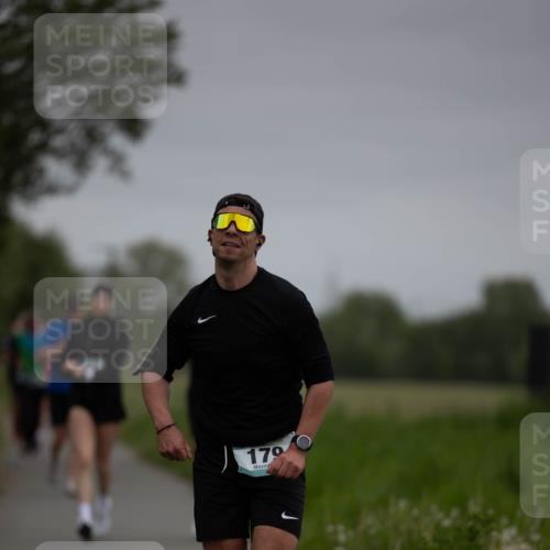 04.05.2025 - 8. Wedeler Halbmarathon Michael Strokosch http://msf.ph/oto/7816542 04.05.2025 11:13:40 Laufen 179 meine-sportfotos.de