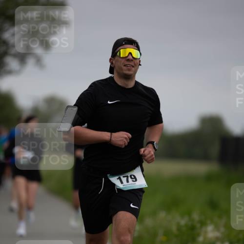 04.05.2025 - 8. Wedeler Halbmarathon Michael Strokosch http://msf.ph/oto/7816545 04.05.2025 11:13:41 Laufen 179 meine-sportfotos.de