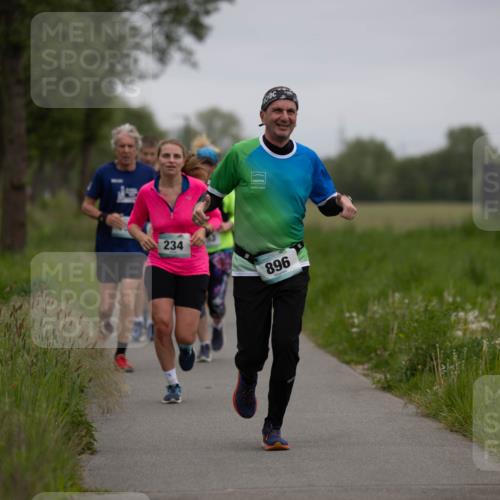 04.05.2025 - 8. Wedeler Halbmarathon Michael Strokosch http://msf.ph/oto/7816552 04.05.2025 11:13:54 Laufen 234, 896 meine-sportfotos.de