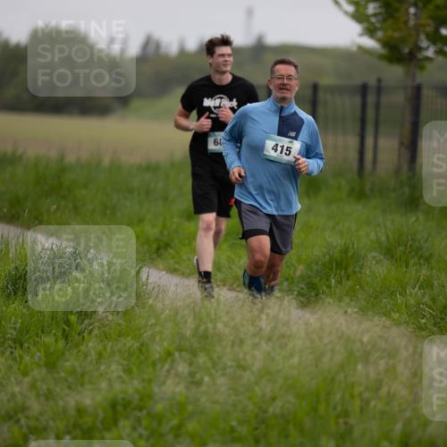 04.05.2025 - 8. Wedeler Halbmarathon Michael Strokosch http://msf.ph/oto/7816583 04.05.2025 11:14:22 Laufen 68, 415 meine-sportfotos.de