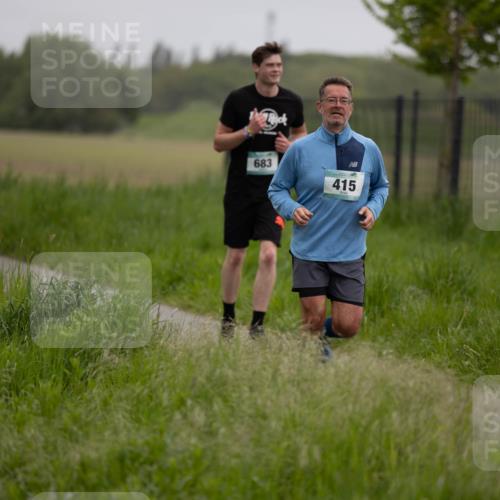 04.05.2025 - 8. Wedeler Halbmarathon Michael Strokosch http://msf.ph/oto/7816584 04.05.2025 11:14:22 Laufen 683, 415 meine-sportfotos.de