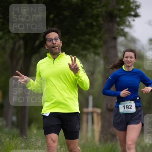 04.05.2025 - 8. Wedeler Halbmarathon Michael Strokosch http://msf.ph/oto/7816598 04.05.2025 11:15:03 Laufen 49, 192 meine-sportfotos.de