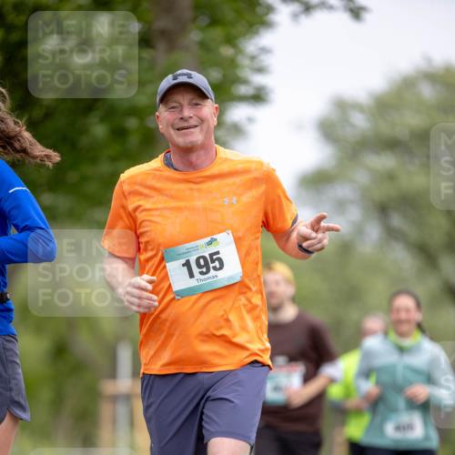 04.05.2025 - 8. Wedeler Halbmarathon Michael Strokosch http://msf.ph/oto/7816601 04.05.2025 11:15:04 Laufen 36, 195 meine-sportfotos.de
