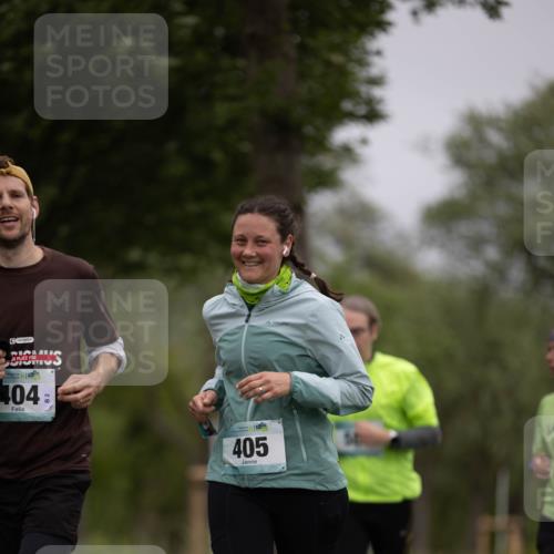 04.05.2025 - 8. Wedeler Halbmarathon Michael Strokosch http://msf.ph/oto/7816606 04.05.2025 11:15:07 Laufen 04, 405 meine-sportfotos.de