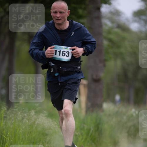 04.05.2025 - 8. Wedeler Halbmarathon Michael Strokosch http://msf.ph/oto/7816614 04.05.2025 11:15:22 Laufen 1163 meine-sportfotos.de