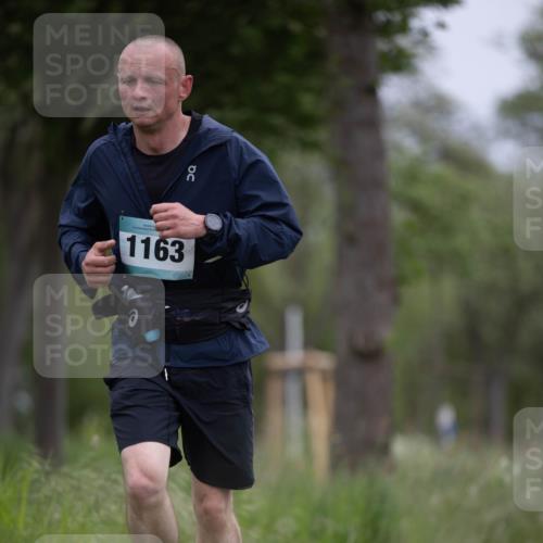 04.05.2025 - 8. Wedeler Halbmarathon Michael Strokosch http://msf.ph/oto/7816616 04.05.2025 11:15:22 Laufen 1163 meine-sportfotos.de