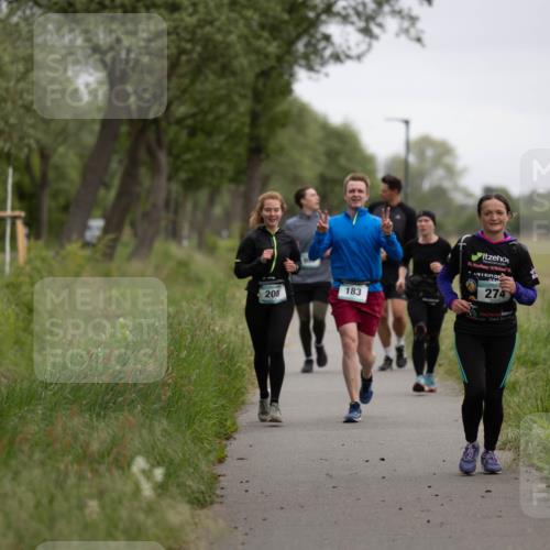 04.05.2025 - 8. Wedeler Halbmarathon Michael Strokosch http://msf.ph/oto/7816622 04.05.2025 11:15:42 Laufen 205, 183, 20, 274 meine-sportfotos.de