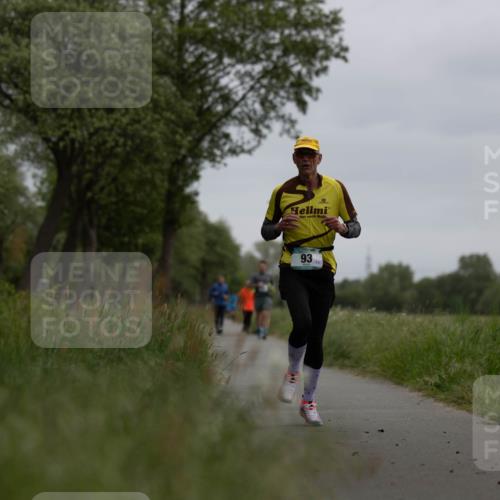 04.05.2025 - 8. Wedeler Halbmarathon Michael Strokosch http://msf.ph/oto/7816643 04.05.2025 11:16:02 Laufen 93 meine-sportfotos.de