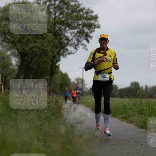 04.05.2025 - 8. Wedeler Halbmarathon Michael Strokosch http://msf.ph/oto/7816645 04.05.2025 11:16:04 Laufen 93 meine-sportfotos.de