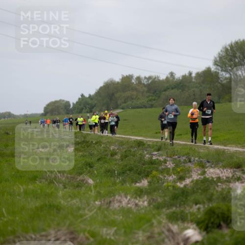 04.05.2025 - 8. Wedeler Halbmarathon Michael Strokosch http://msf.ph/oto/7816672 04.05.2025 11:31:07 Laufen  meine-sportfotos.de