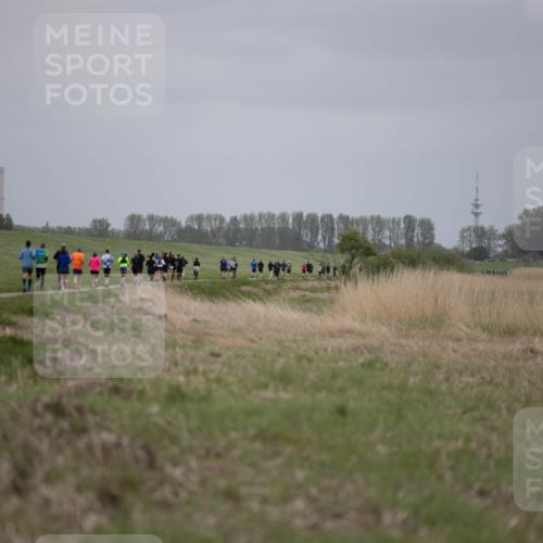 04.05.2025 - 8. Wedeler Halbmarathon Michael Strokosch http://msf.ph/oto/7816687 04.05.2025 11:31:43 Laufen  meine-sportfotos.de