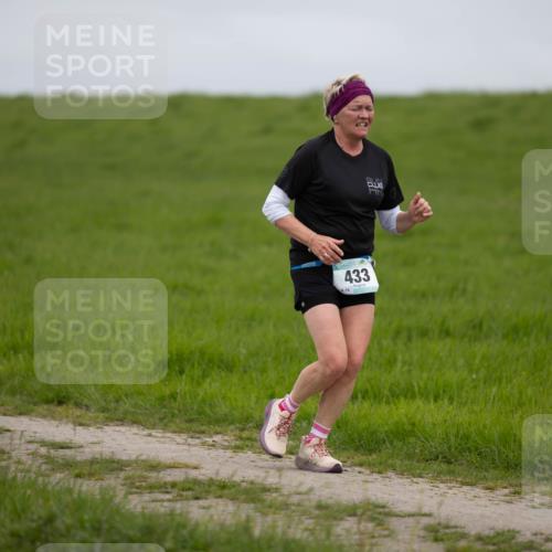 04.05.2025 - 8. Wedeler Halbmarathon Michael Strokosch http://msf.ph/oto/7816691 04.05.2025 11:31:51 Laufen 829, 433, 78 meine-sportfotos.de