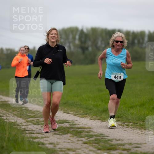 04.05.2025 - 8. Wedeler Halbmarathon Michael Strokosch http://msf.ph/oto/7816716 04.05.2025 11:32:22 Laufen 444 meine-sportfotos.de