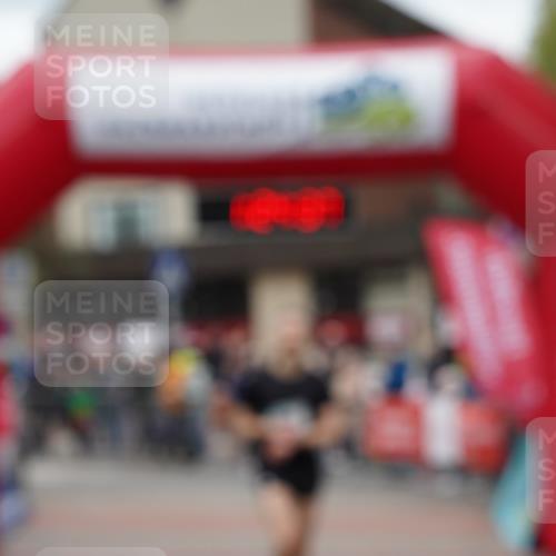 04.05.2025 - 8. Wedeler Halbmarathon Felixshl http://msf.ph/oto/7816920 04.05.2025 11:24:35 Ziel 998, 1199 meine-sportfotos.de