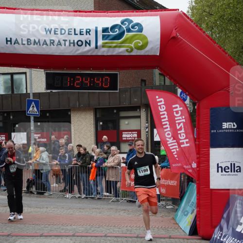 04.05.2025 - 8. Wedeler Halbmarathon Felixshl http://msf.ph/oto/7816923 04.05.2025 11:24:38 Ziel 638, 721, 998, 1058, 1199 meine-sportfotos.de