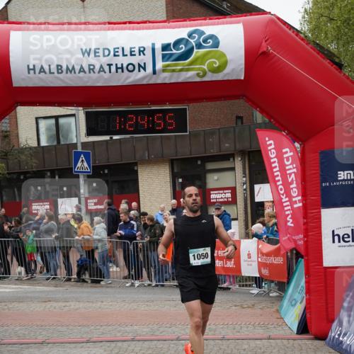 04.05.2025 - 8. Wedeler Halbmarathon Felixshl http://msf.ph/oto/7816958 04.05.2025 11:24:53 Ziel 416, 1050, 1126 meine-sportfotos.de