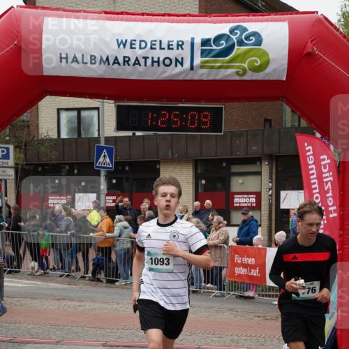 04.05.2025 - 8. Wedeler Halbmarathon Felixshl http://msf.ph/oto/7816975 04.05.2025 11:25:07 Ziel 1093, 1176 meine-sportfotos.de